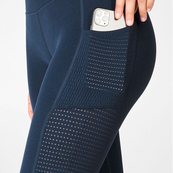 Navy Fabletics Sculpt Knit leggings and bra | size S - Picture 5 of 9
